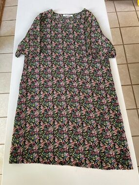 Colorful floral Glamorous Brand Knit Shift Dress sz 8